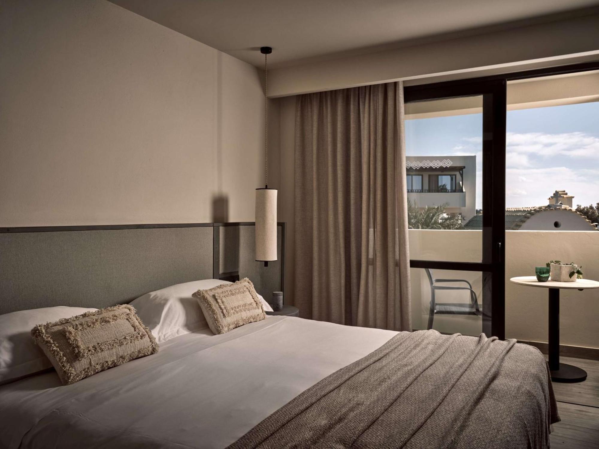 Numo Crete, Adults Only, Curio Collection Hilton Иерапетра